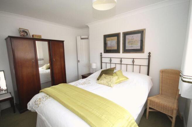 bedroom2a