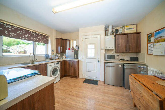 Home Farm Road, Northchurch, Berkhamsted photo 4