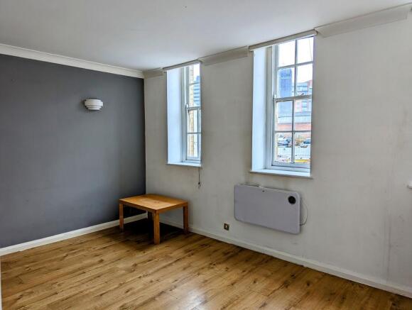 1 bed Apartment for sale Image 7
