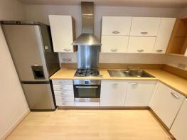 35, Parklands Manor, Tuke Grove, Wakefield WF1 4AF