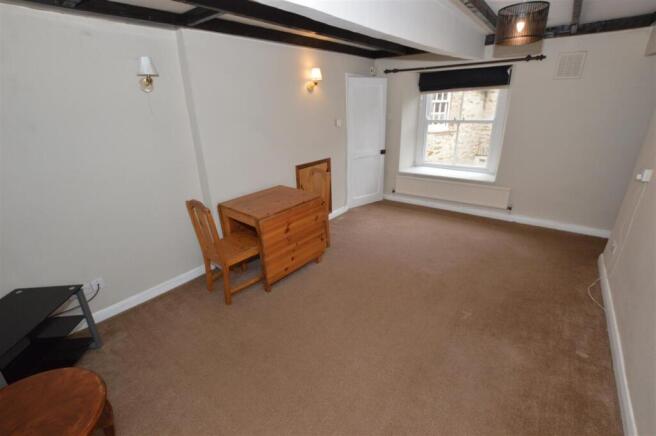 1 bed Apartment to rent Image 4