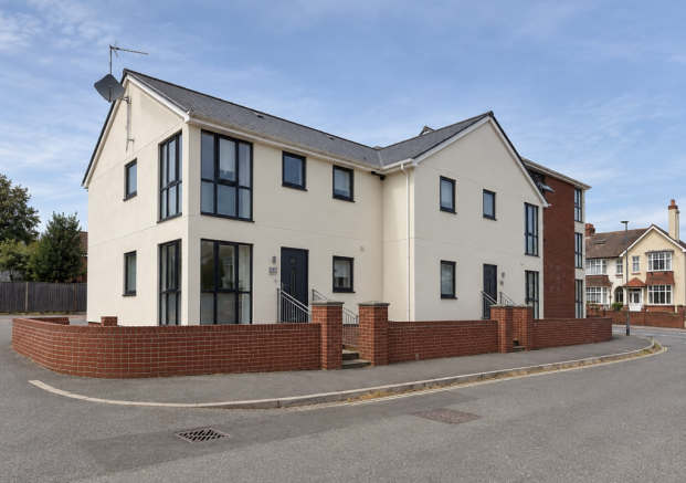 6 Webbs Court - 00