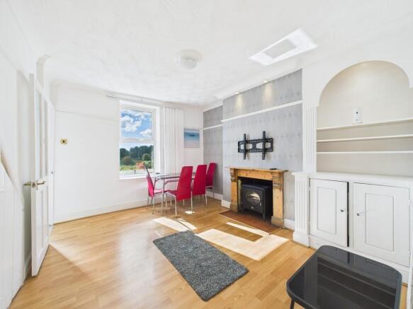 CAM02089G0-PR0573...