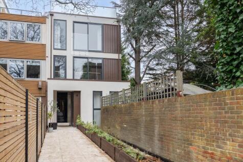 Claudia Place, London, SW19