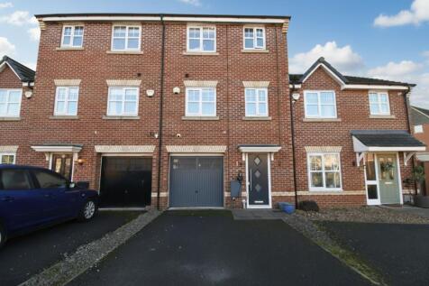 Roseway Avenue, Cadishead, M44