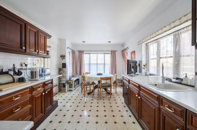 Kitchen Breakfast Rm