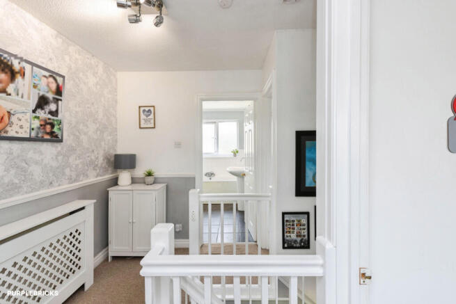 3 bed Terraced for sale Image 12