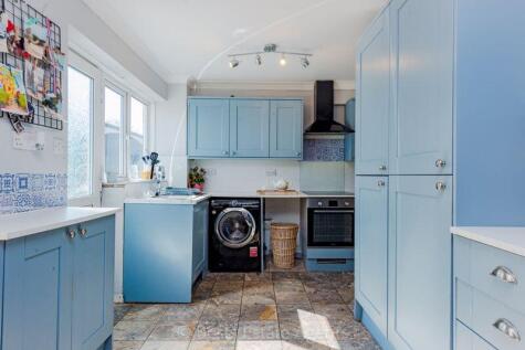 Millersdale Grove, Runcorn