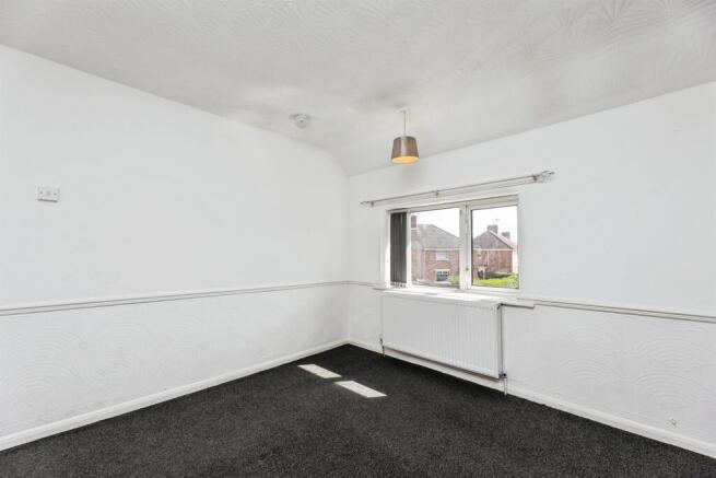 3 bed Semi-Detached for sale Image 7