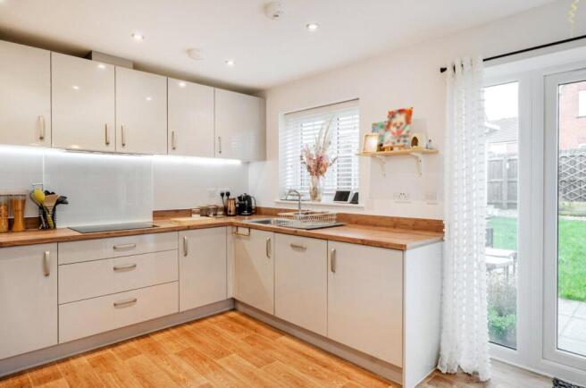 Kitchen/Dining Room