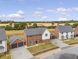Alvignac, Watch House Green, Dunmow CM6 3EF