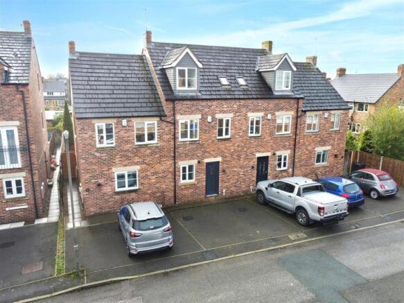 17 Bursar Way front.jpg