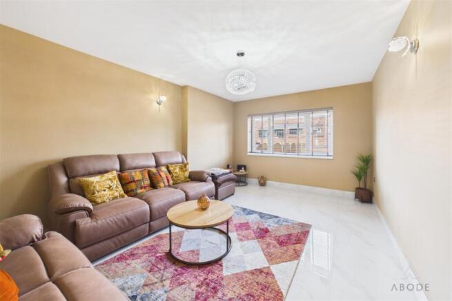 Burton Road, Branston, Burton-On-Trent photo 4