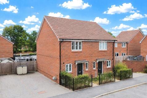 Benham Place, Tadley, Hampshire, RG26
