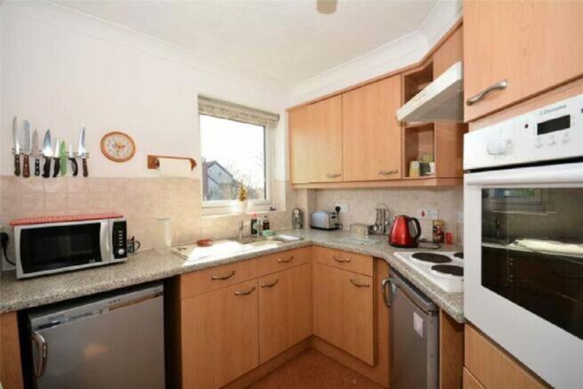 2 bed Apartment for sale Image 7