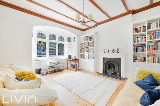 ST. AGUSTINES AVENUE, 24-1