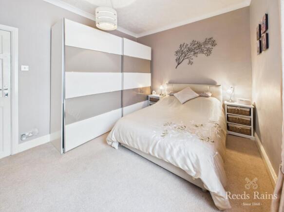 3 bed Terraced for sale Image 9