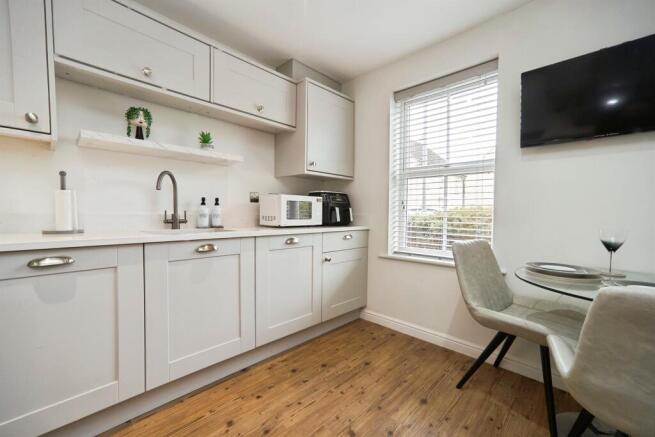 3 bed Mews for sale Image 9