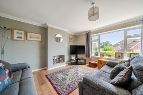 Mayhurst Crescent, Woking, GU22