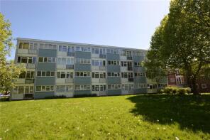 290, The Knares, Lee Chapel South, Basildon SS16 5SP