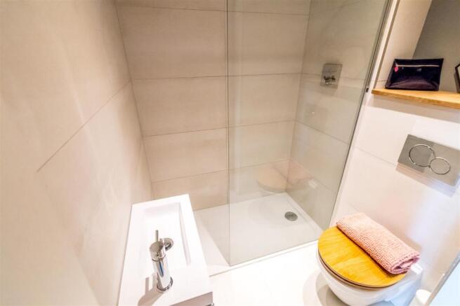 En-suite Bathroom