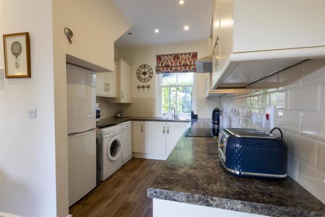 Kitchen .JPG