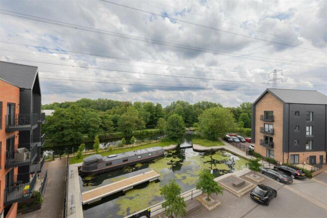 Marina Court