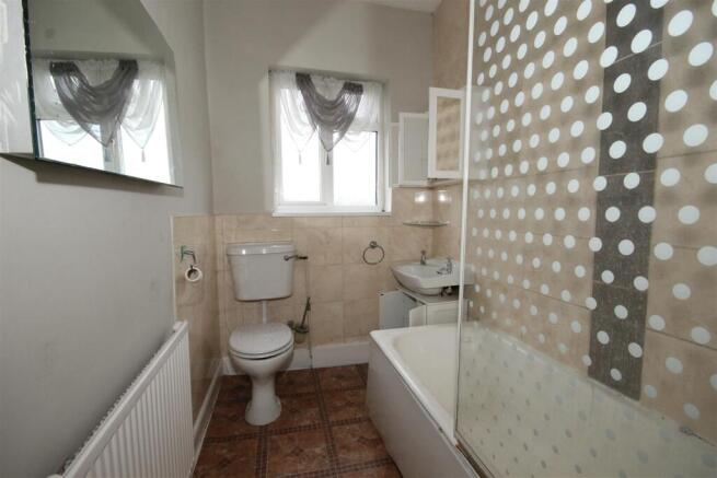 3 bed Terraced for sale Image 7