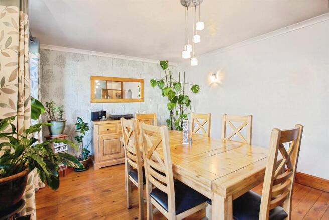 5 bed Character Property for sale Image 10
