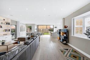 1, Chara Place, Milnthorpe Road, Chiswick, London W4 3DN