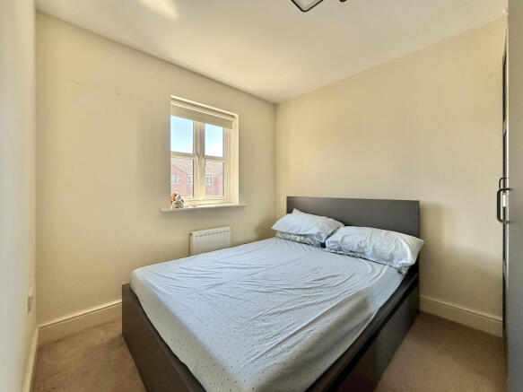 3 bed Town House for sale Image 10