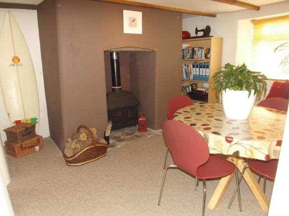 Dining Room (Maximum