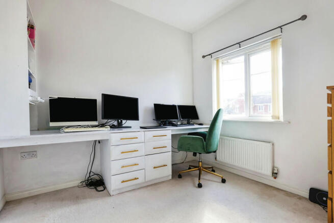 Photo 11