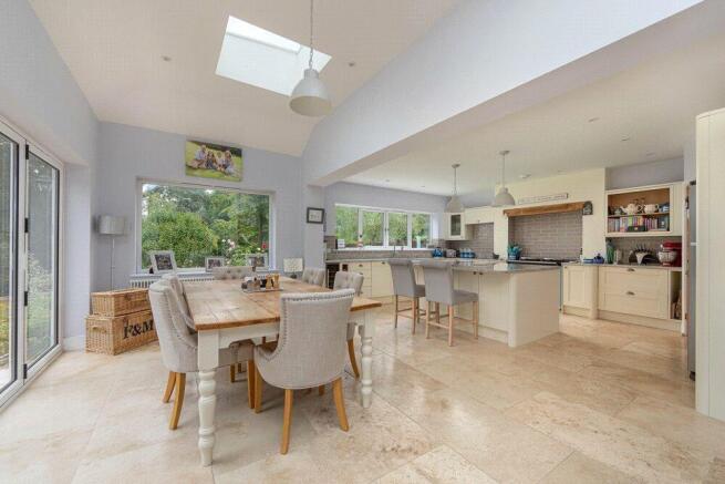 Kitchen/Breakfast