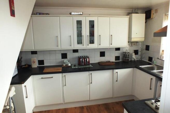 Kitchen 1 USE.JPG