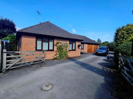 Stone Road, Uttoxeter