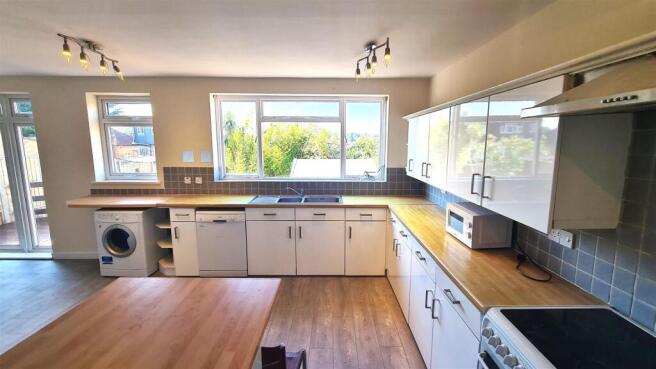 Kitchen Breakfast Area