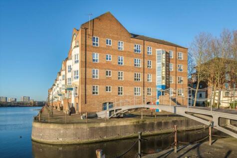 Aland Court, Rotherhithe