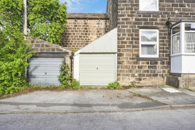 3 bed Terraced for sale Image 8