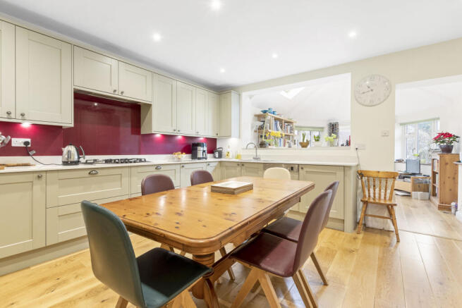 Kitchen/Breakfast Ro