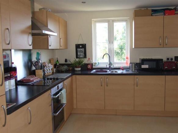 Kitchen / Breakfast Room