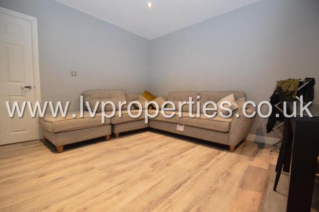 7 bed Terraced to rent Image 10