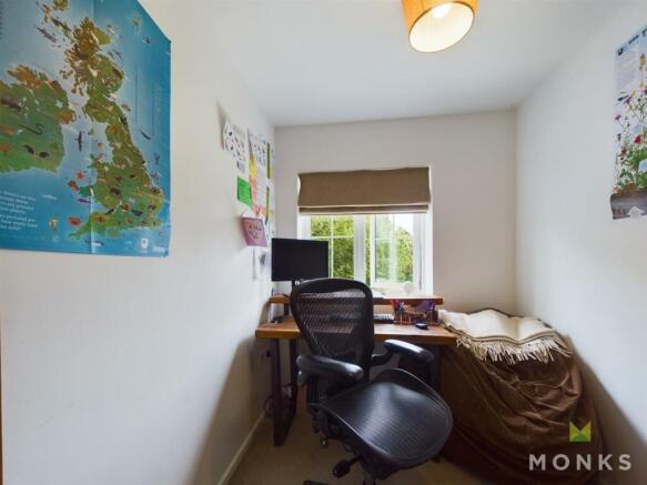 CAM01348G0-PR0439-STILL012.jpg
