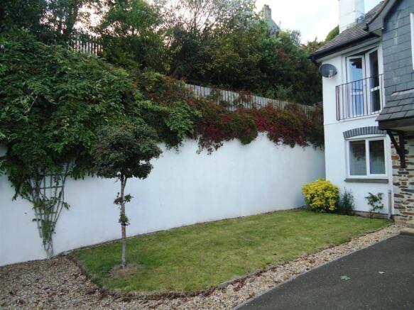 facproperties.co.uk-estate-agent-estate-agents-par
