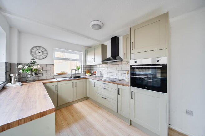 1416478-18-699f20...