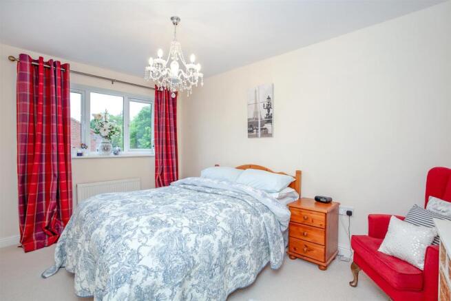 Bedroom 1.jpg