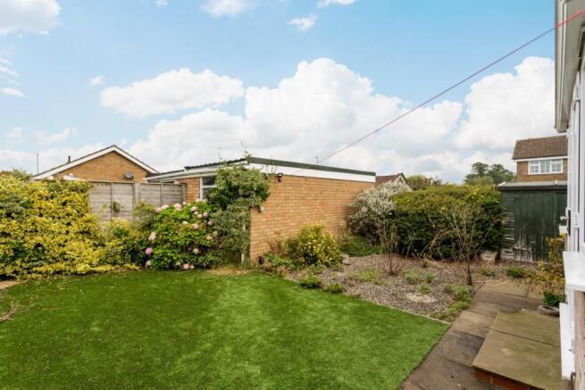16 Burdale Close-04_blue.jpg