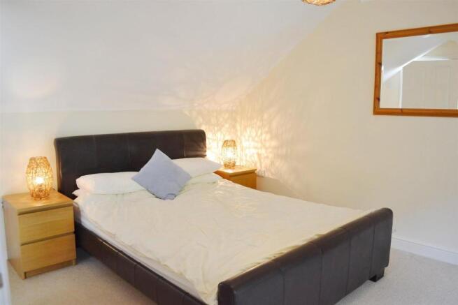 Bed 2.JPG