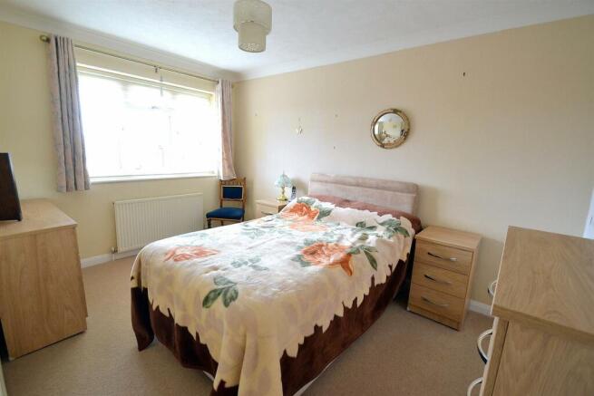 37BEUZEBED1.JPG