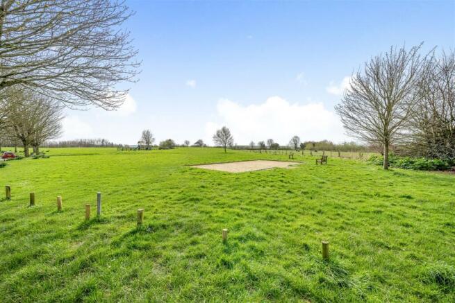 Holmead Walk